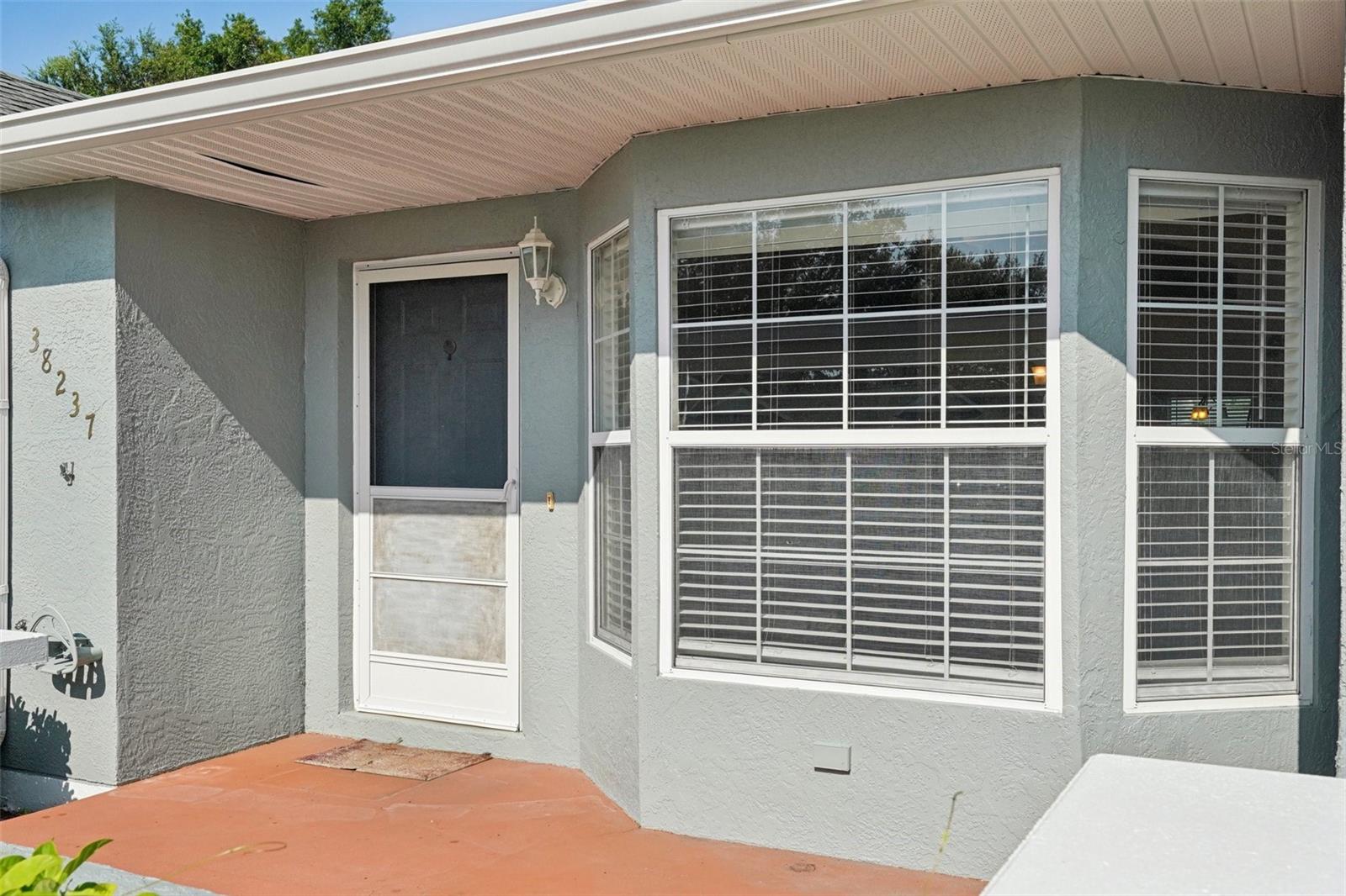Listing photo id 39 for 38237 Eucalyptus Drive