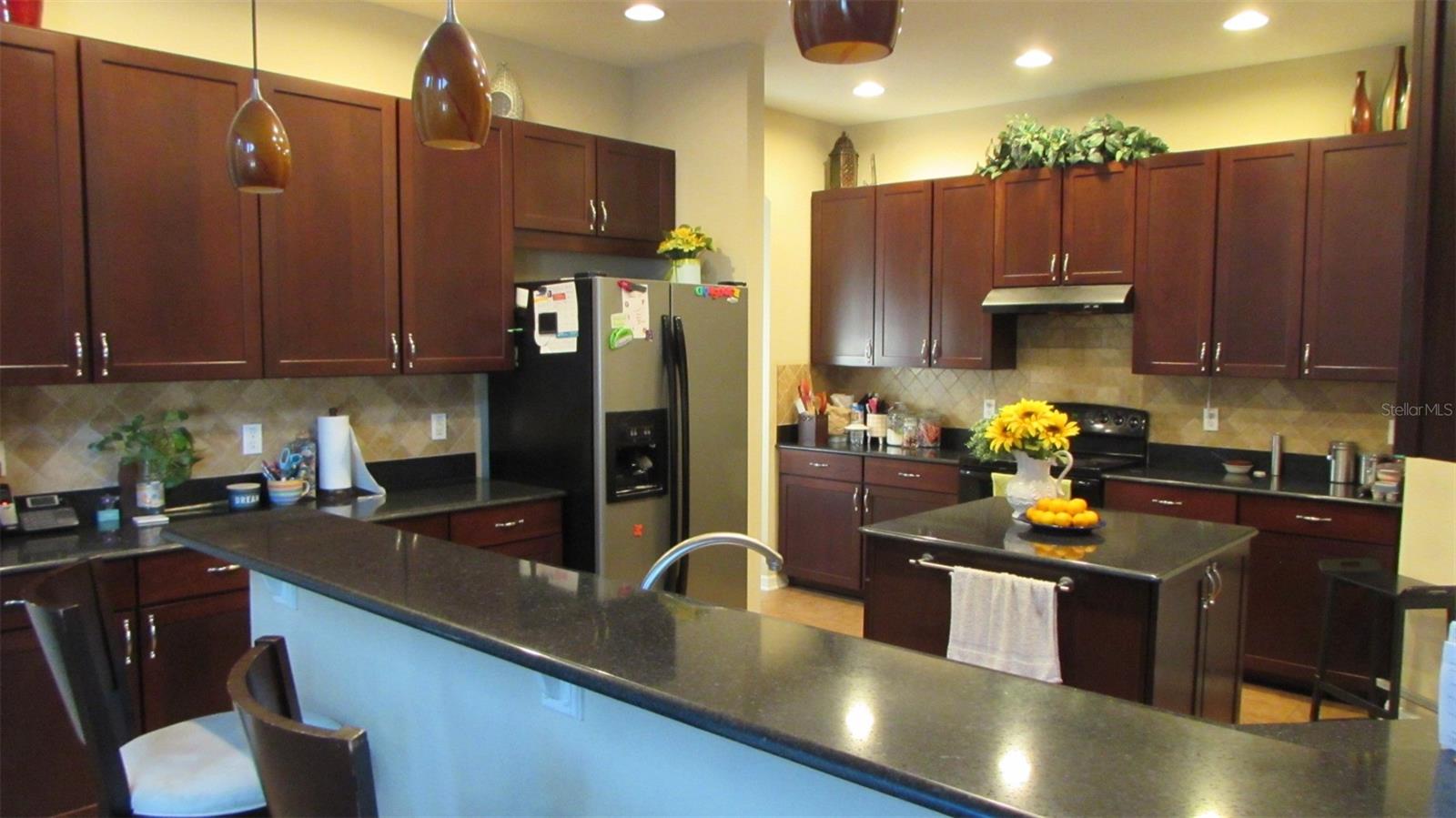 Image 5 of 16 For 6832 Thornhill Circle