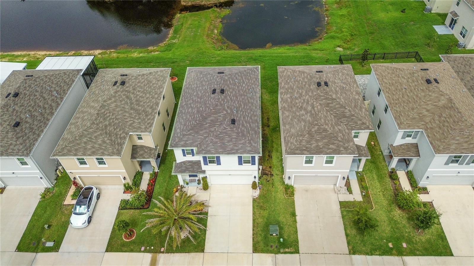 Image 32 of 37 For 3265 Suncoast Plains Drive
