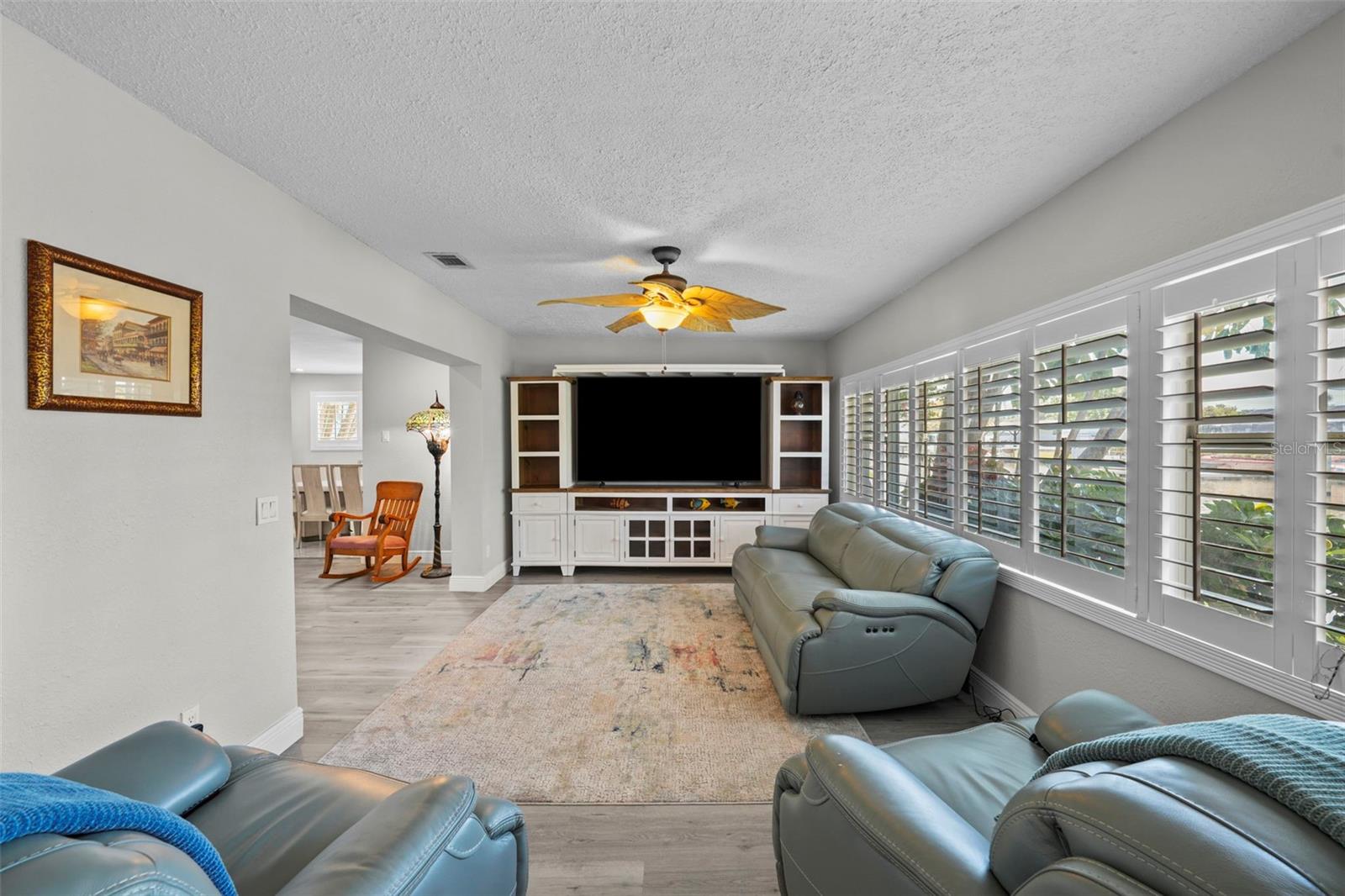 Image 16 of 42 For 8718 Tahiti Lane