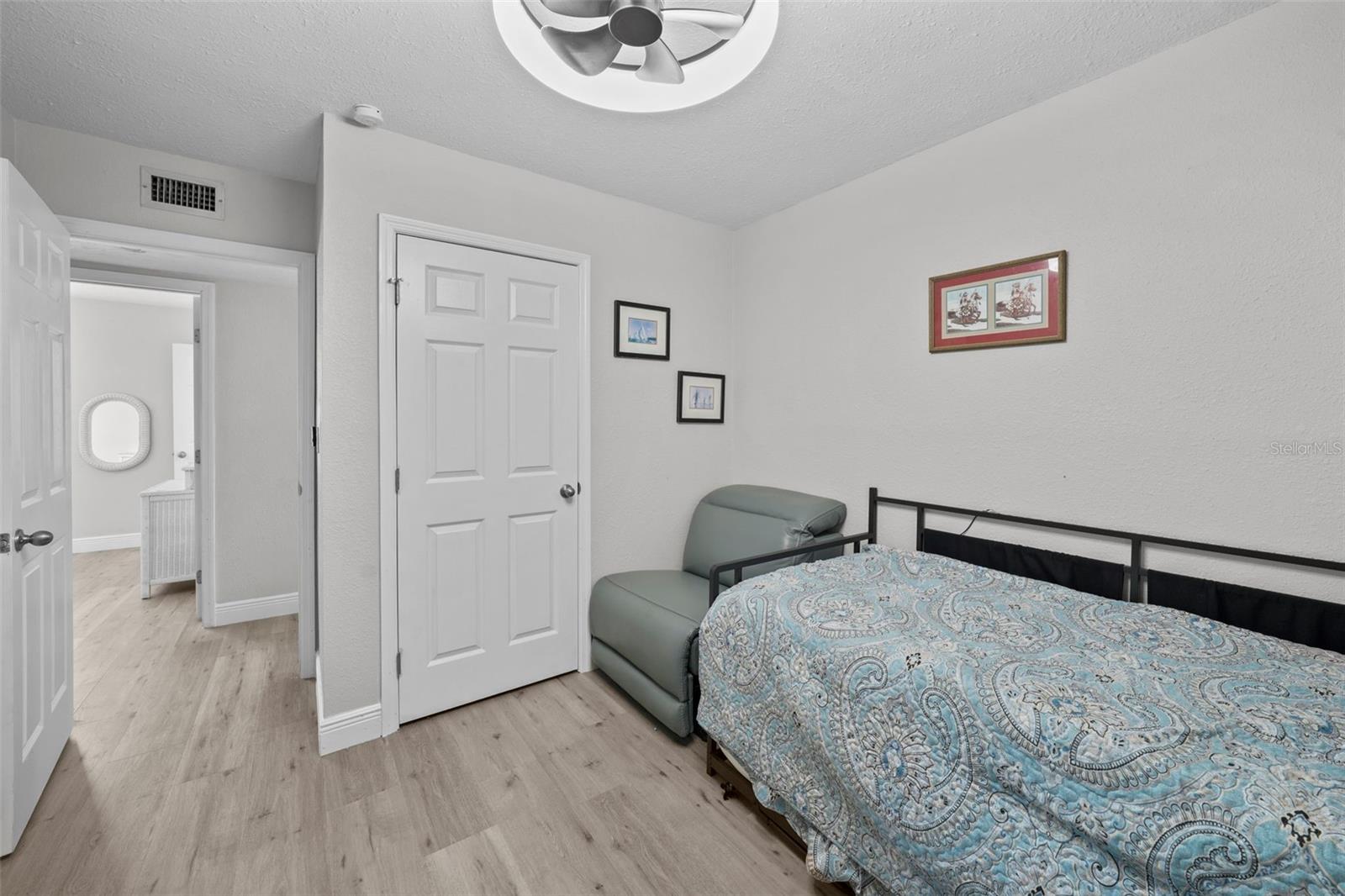 Image 31 of 42 For 8718 Tahiti Lane