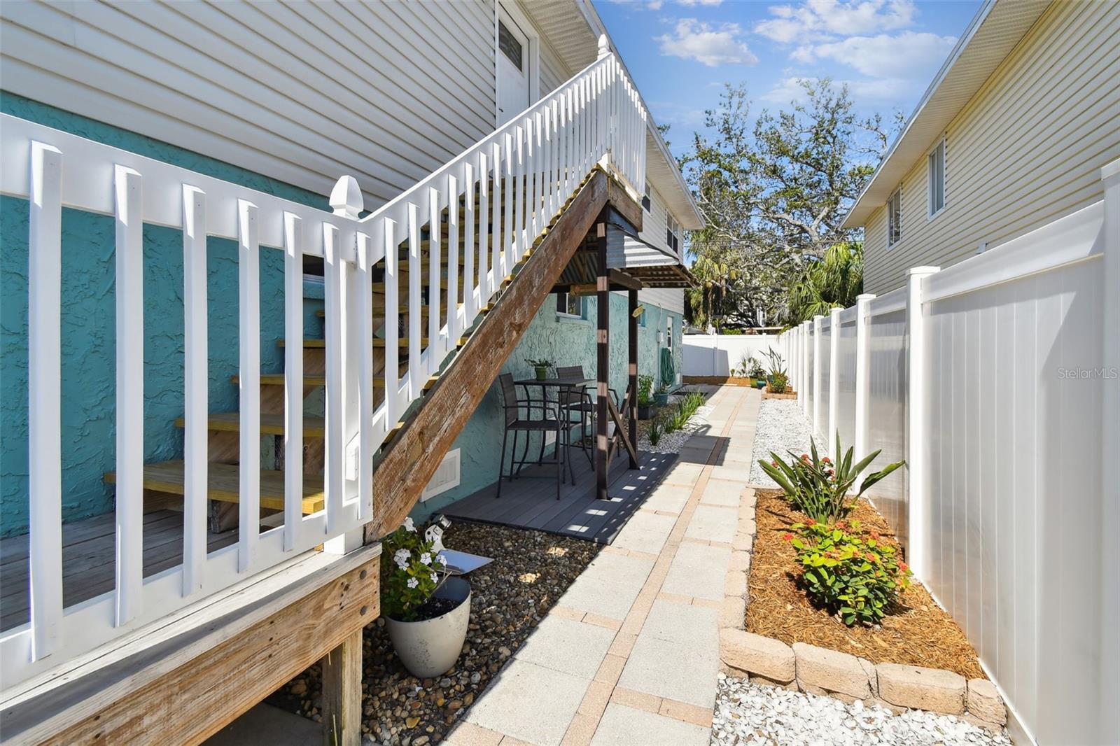 Image 34 of 38 For 616 2nd Street