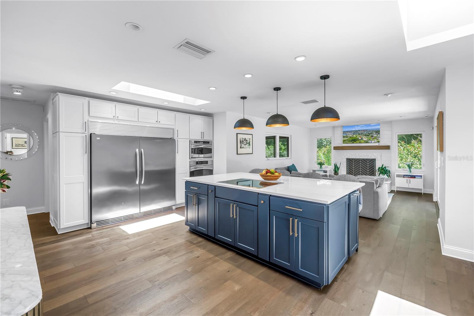 Image 10 of 75 For 4096 38th Street S