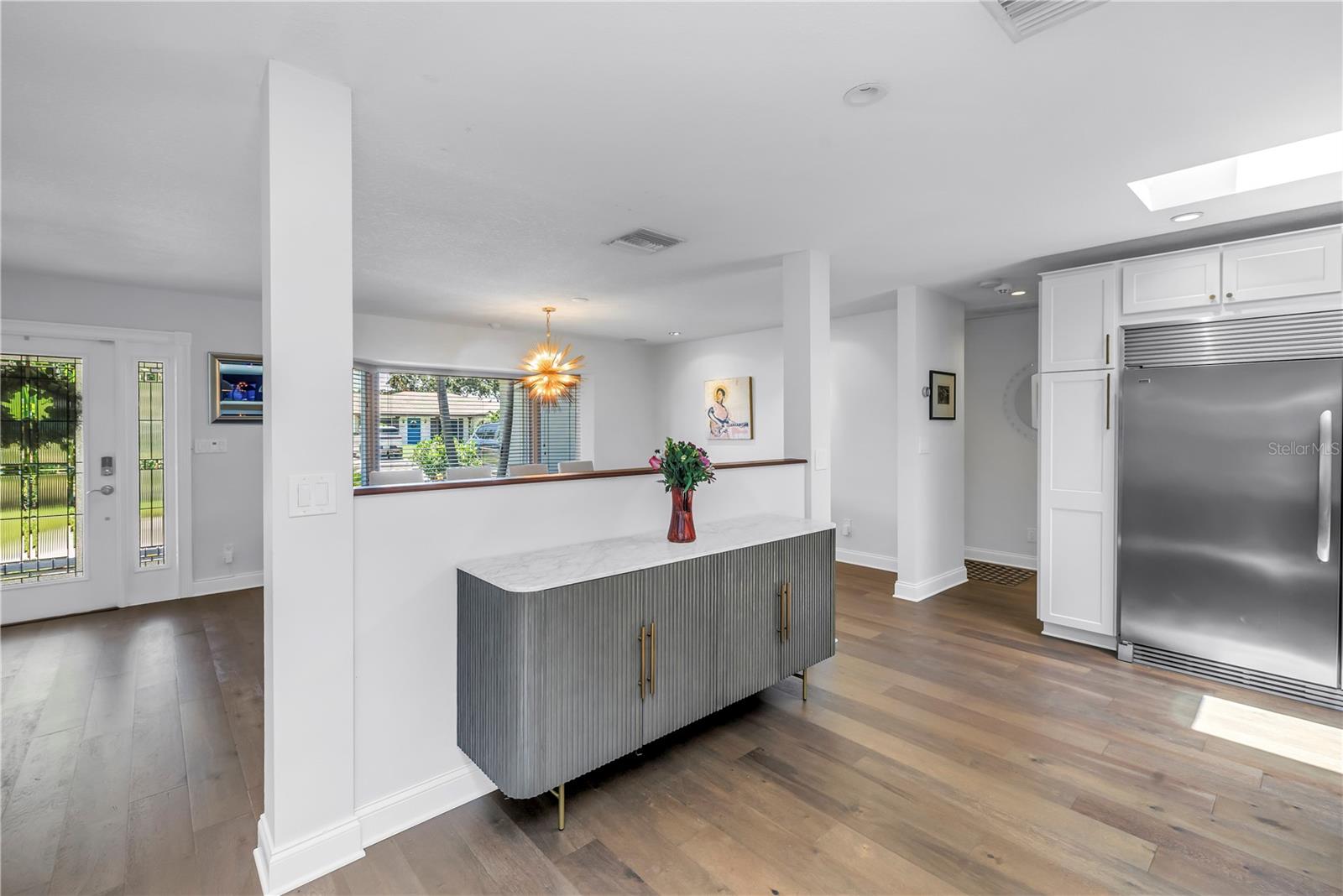 Image 12 of 75 For 4096 38th Street S