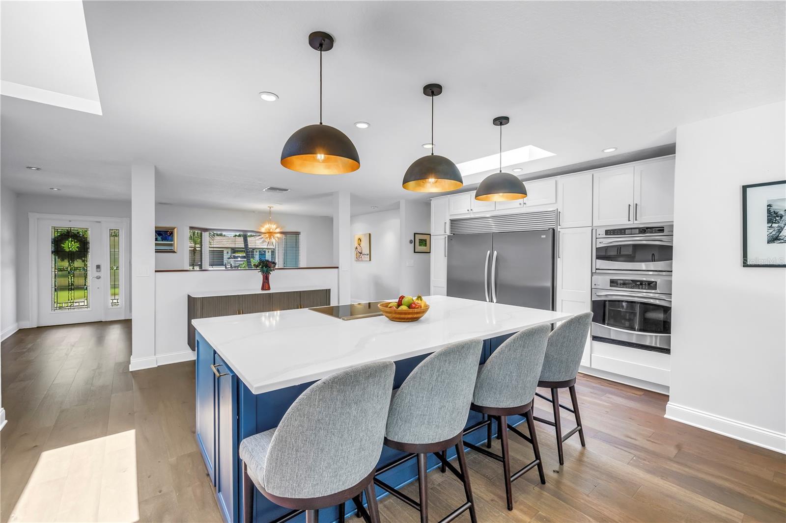 Image 18 of 75 For 4096 38th Street S