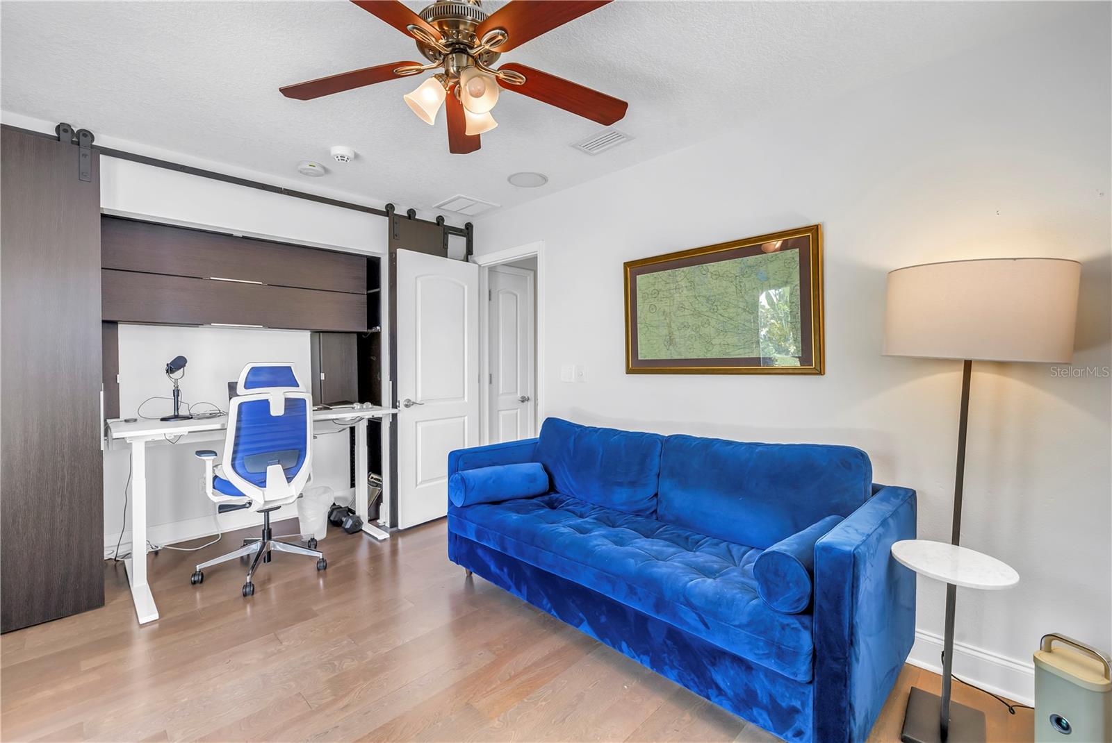 Image 39 of 75 For 4096 38th Street S