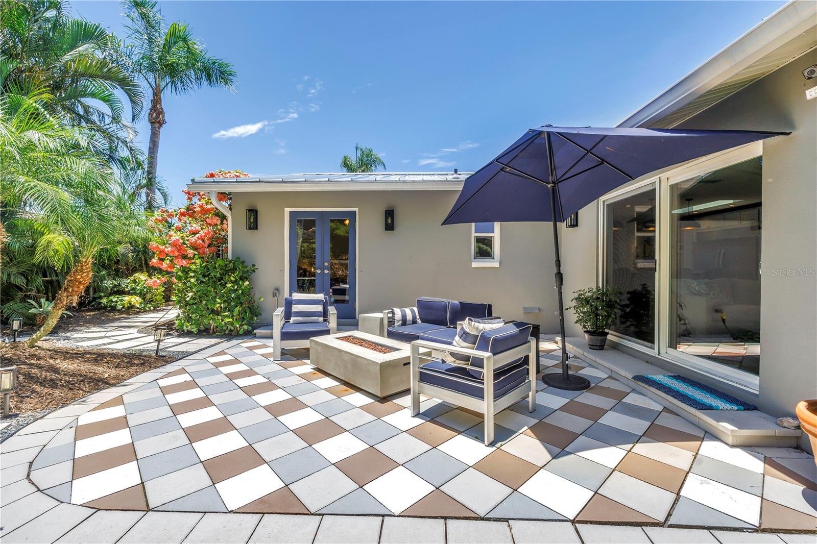 Image 45 of 75 For 4096 38th Street S
