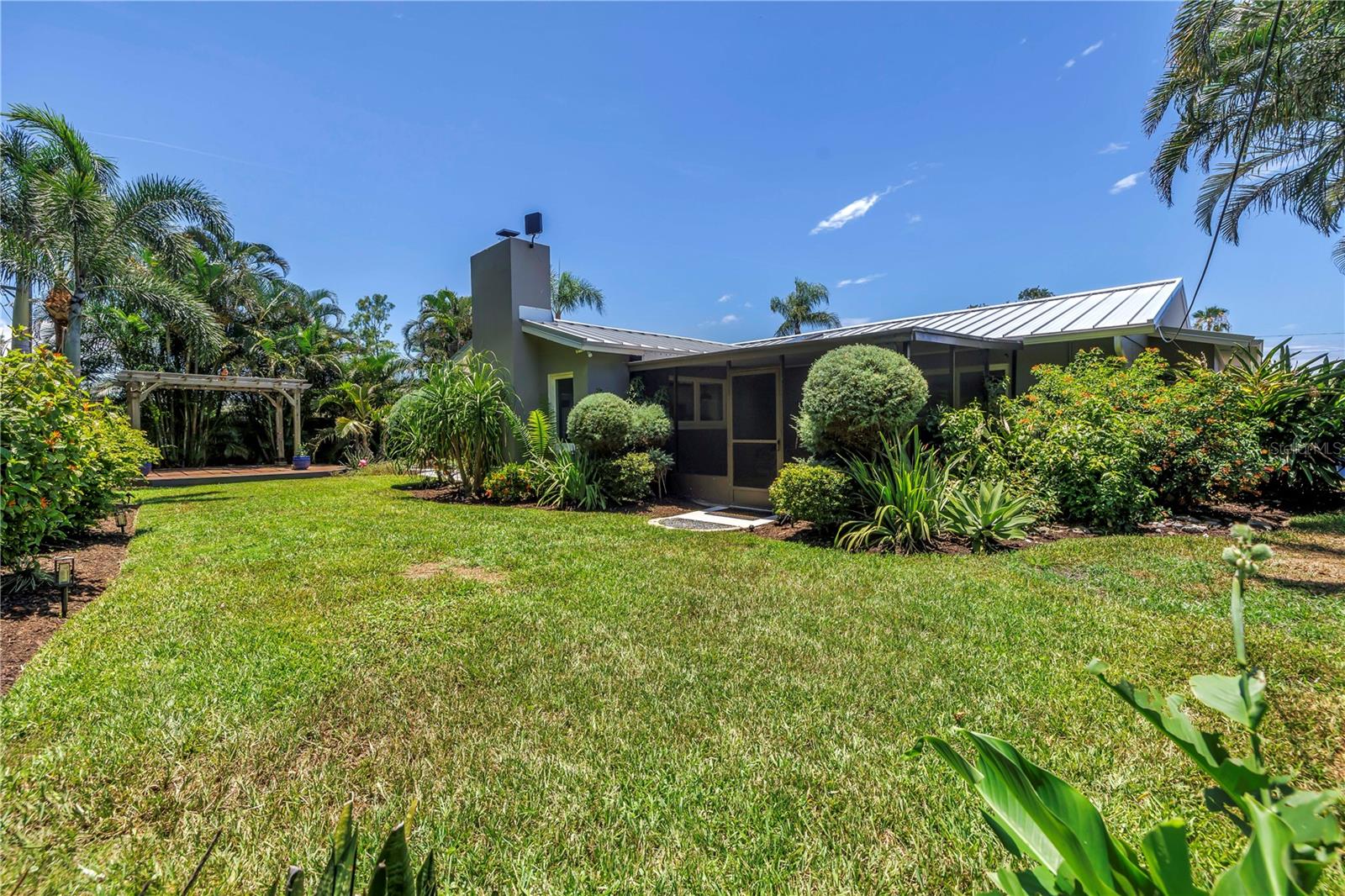 Image 59 of 75 For 4096 38th Street S