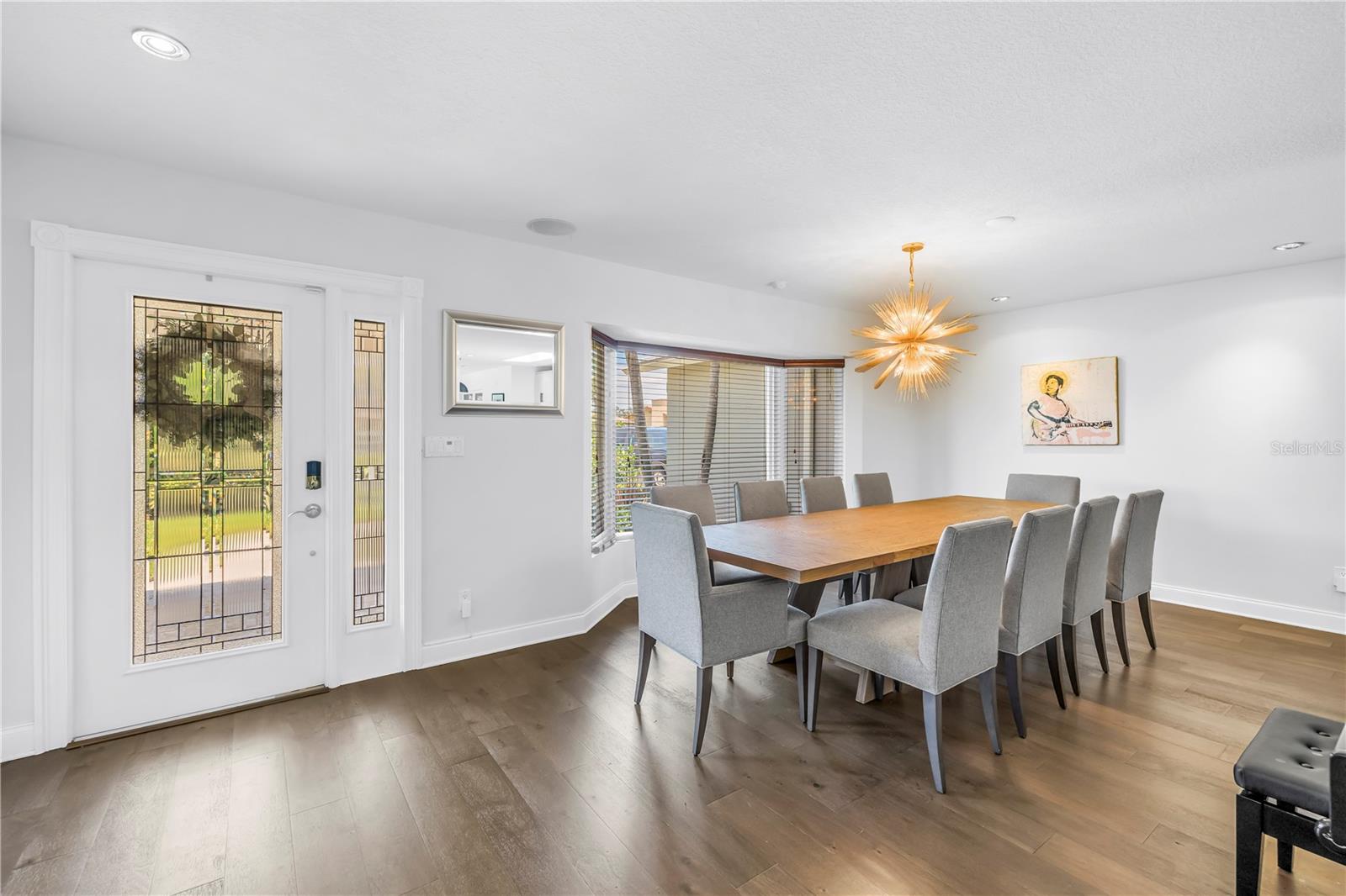 Image 6 of 75 For 4096 38th Street S
