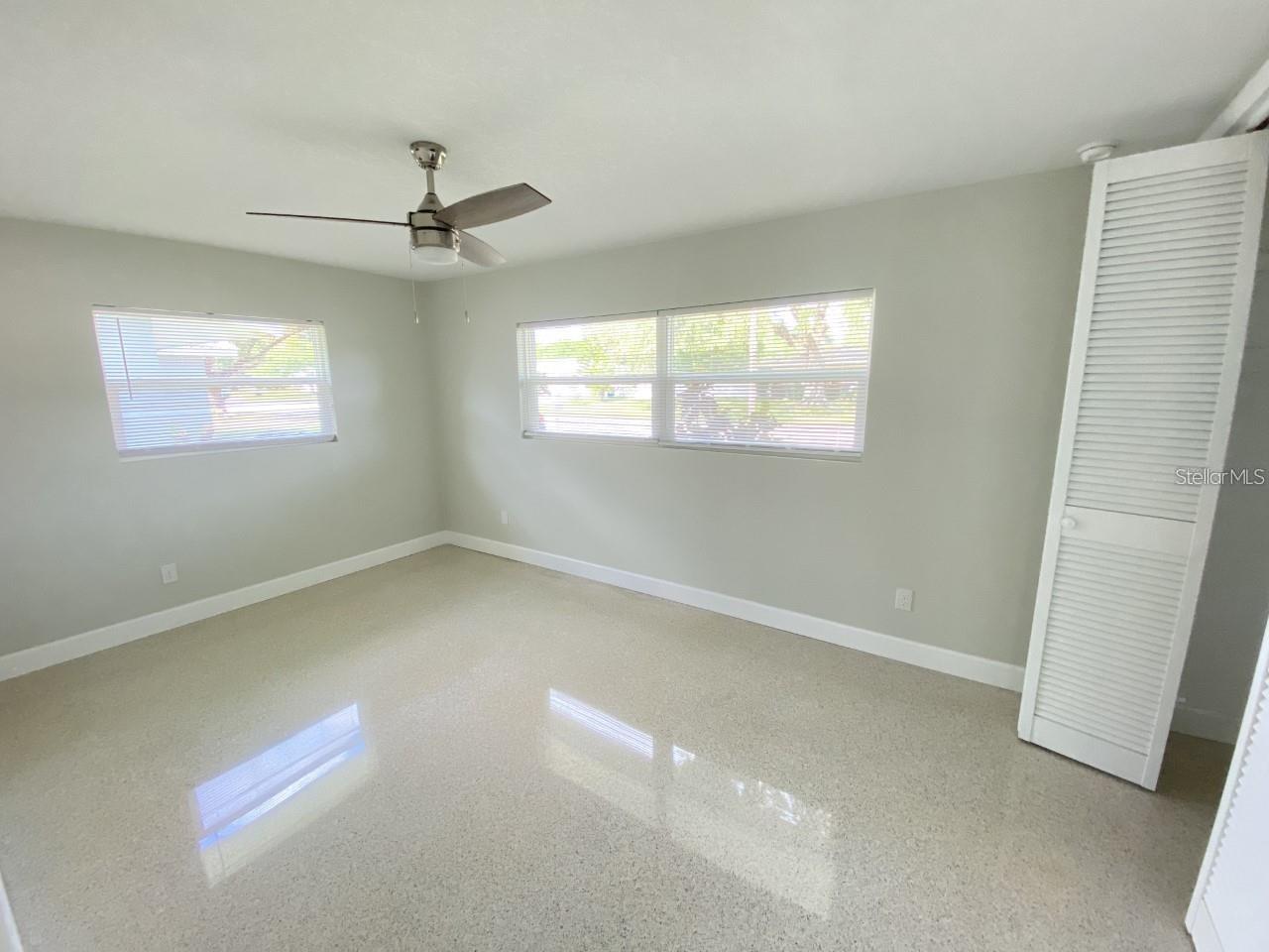Image 7 of 14 For 201 Fernwood Avenue