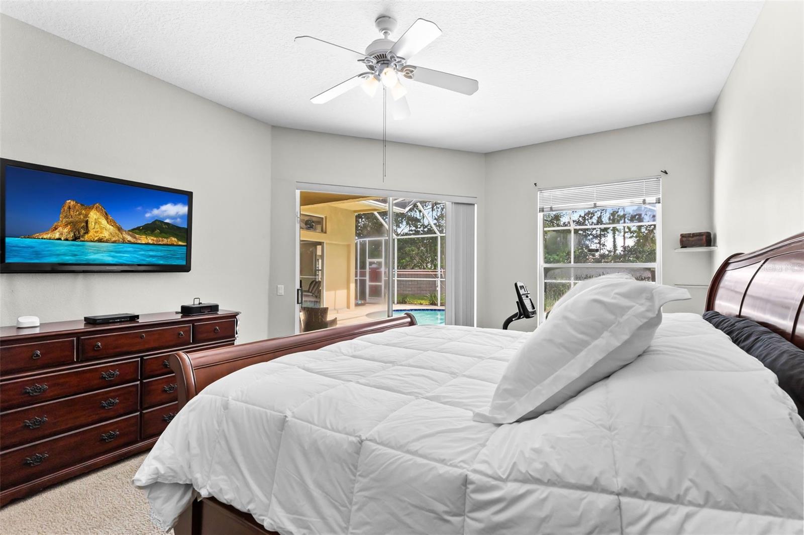 Image 14 of 60 For 1526 Grey Eagle Court