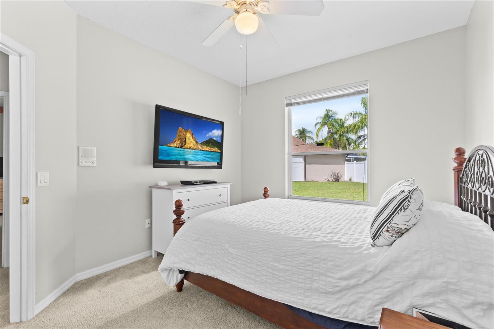 Image 33 of 60 For 1526 Grey Eagle Court