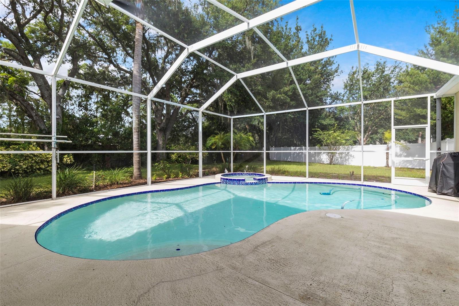 Image 40 of 60 For 1526 Grey Eagle Court