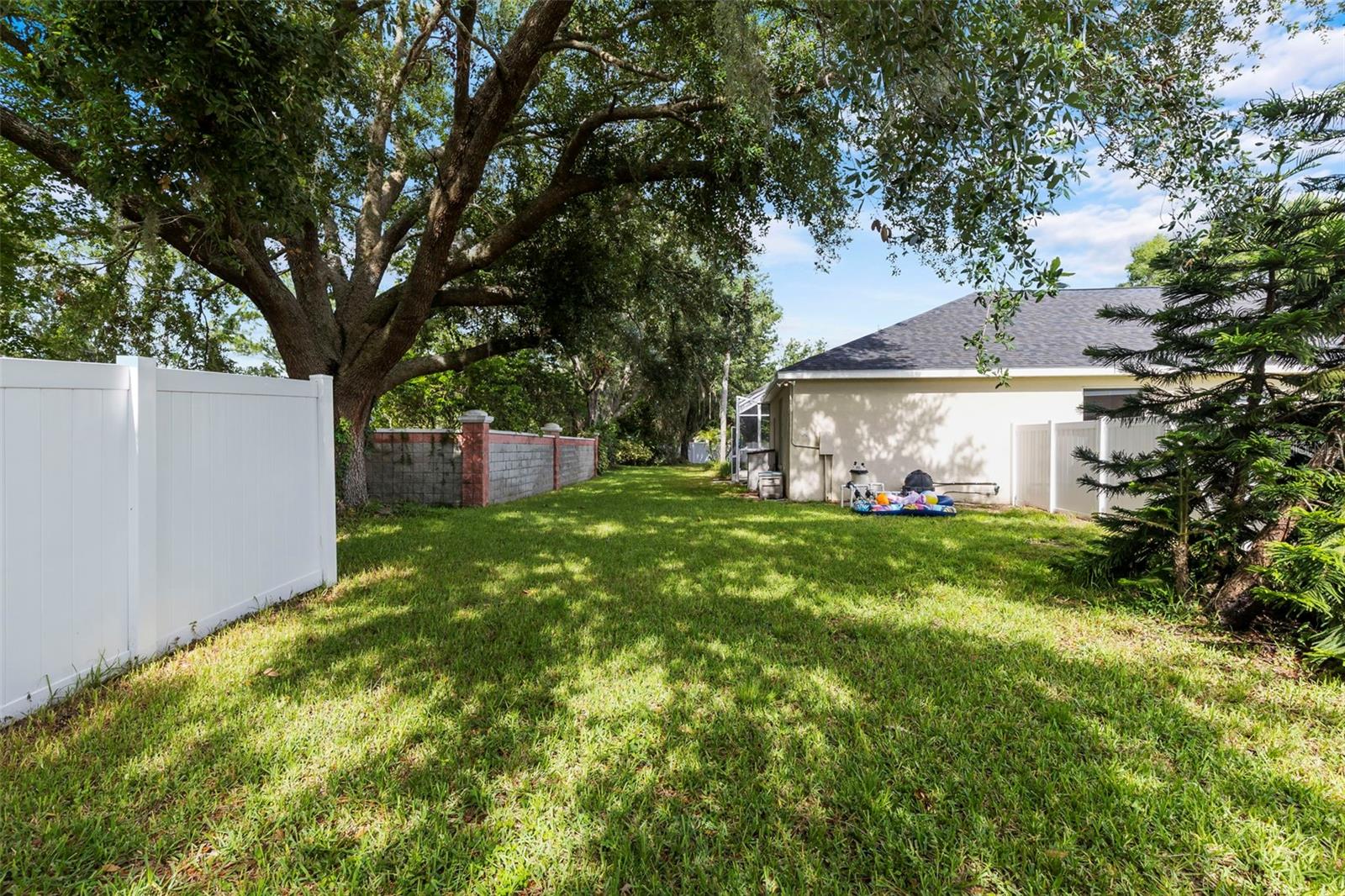 Image 46 of 60 For 1526 Grey Eagle Court