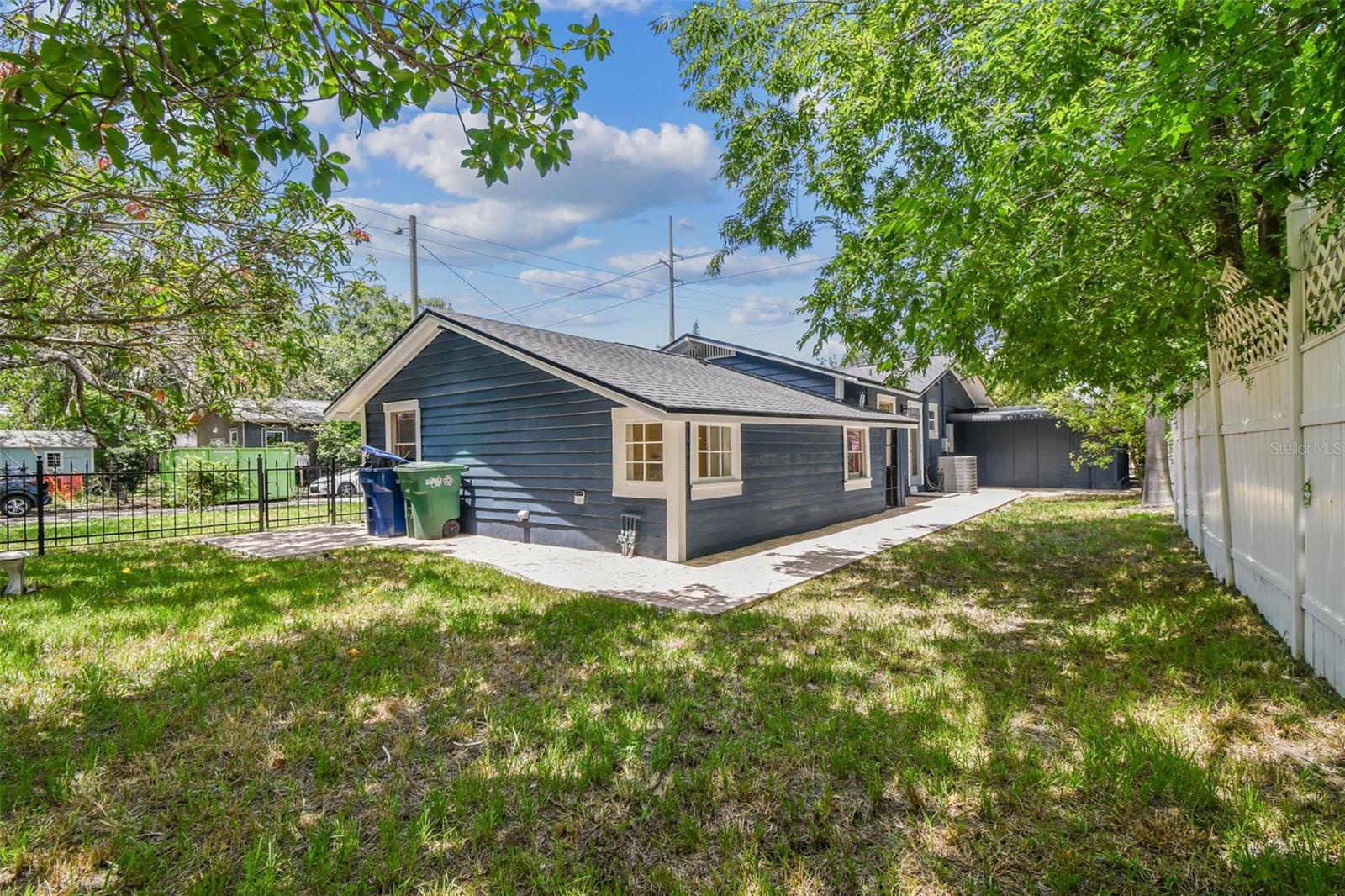 Image 49 of 57 For 6401 Central Avenue