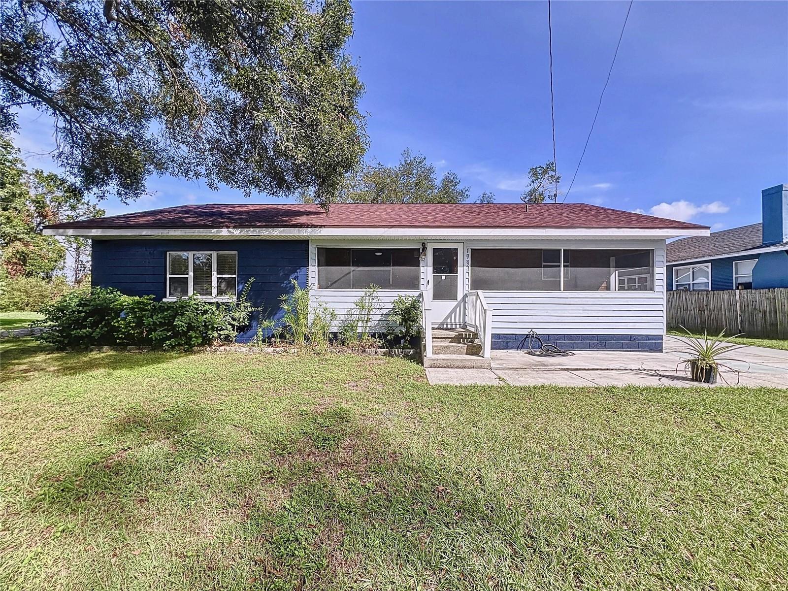 Image 17 of 59 For 1938 Fern Road