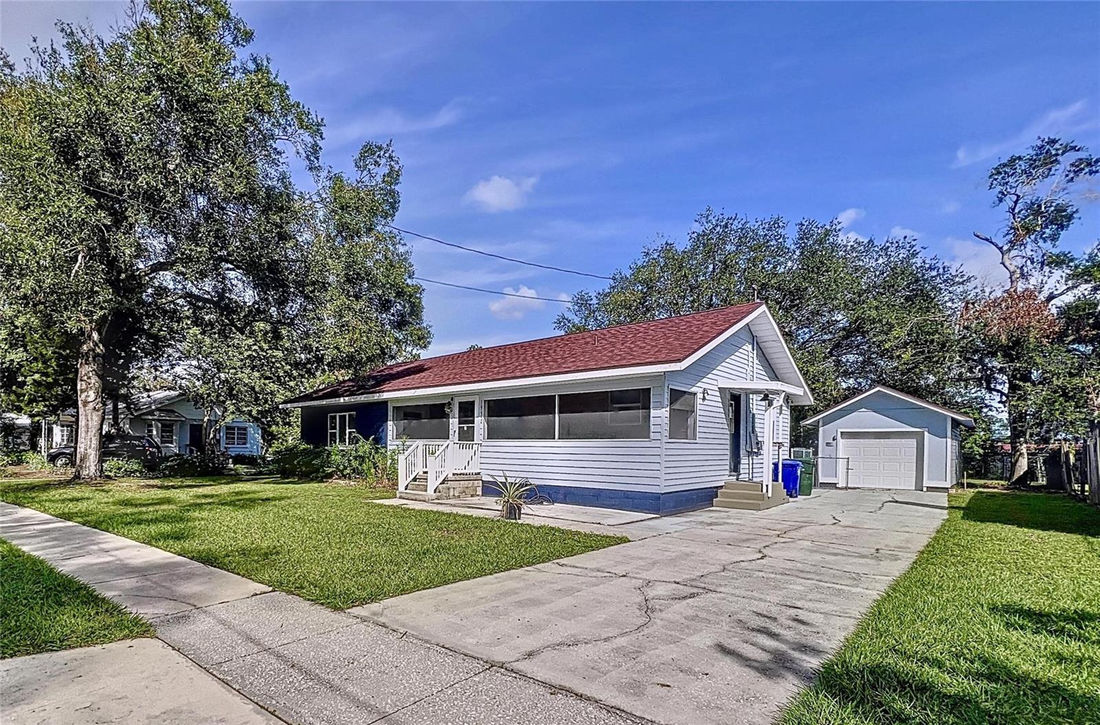 Image 7 of 59 For 1938 Fern Road