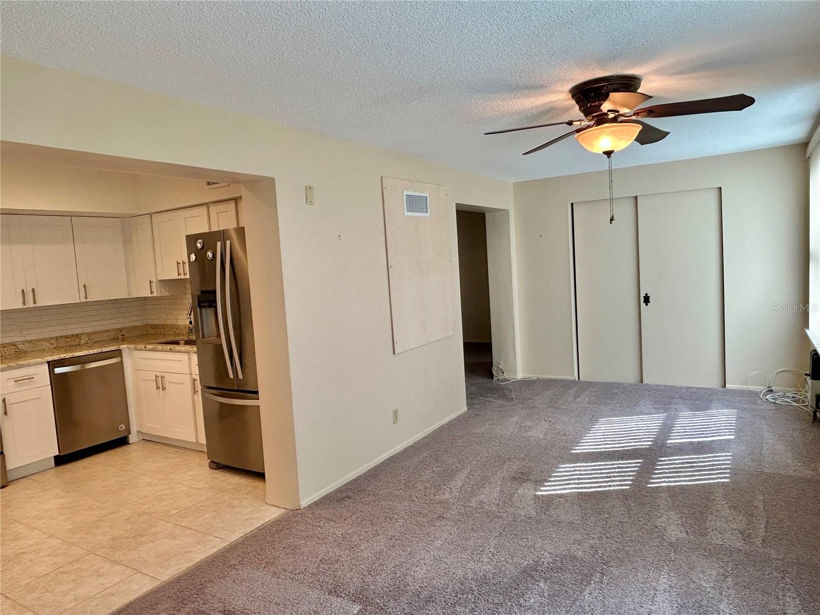 Image 14 of 54 For 2070 World Parkway Boulevard 36