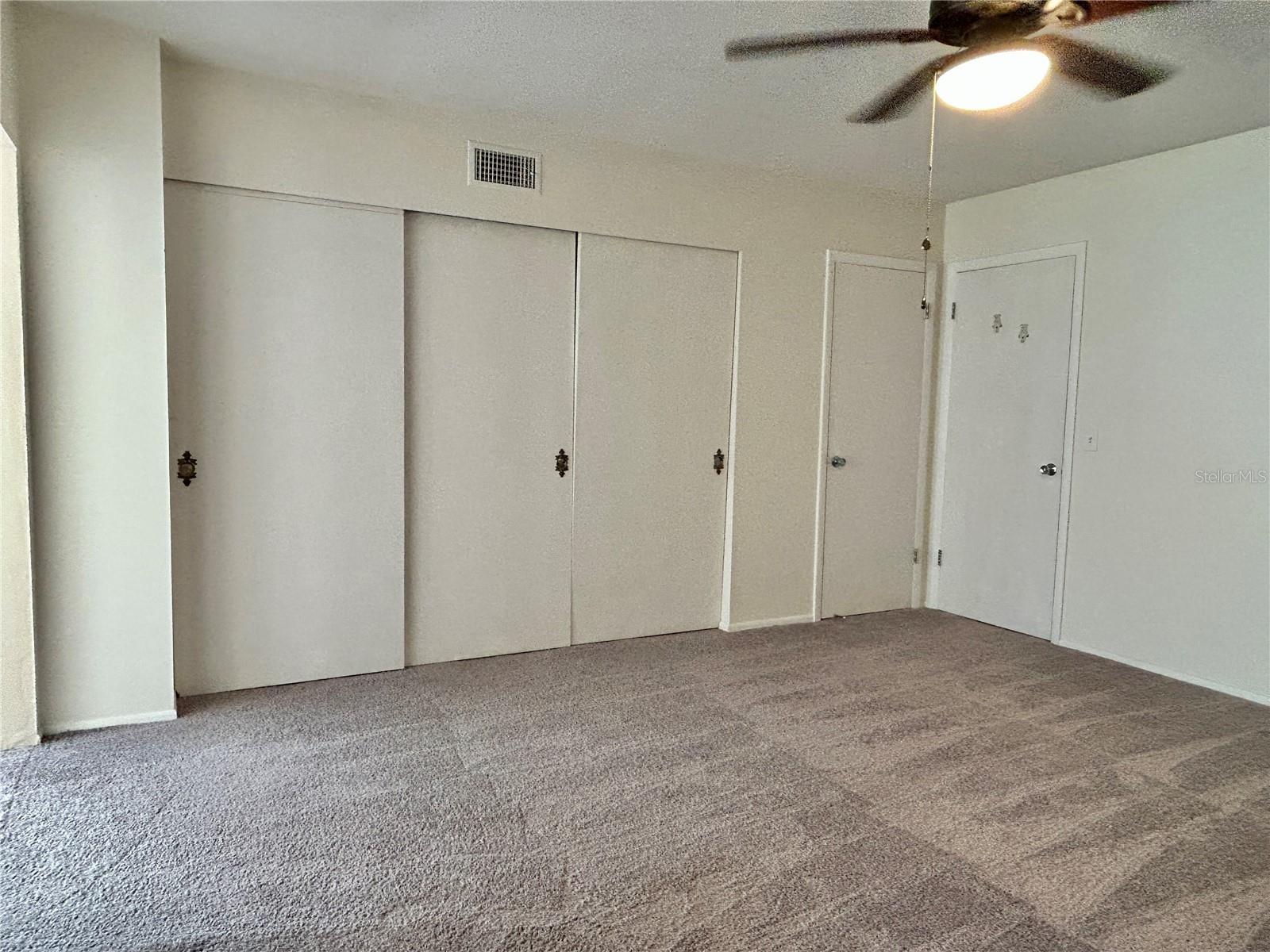 Image 21 of 54 For 2070 World Parkway Boulevard 36