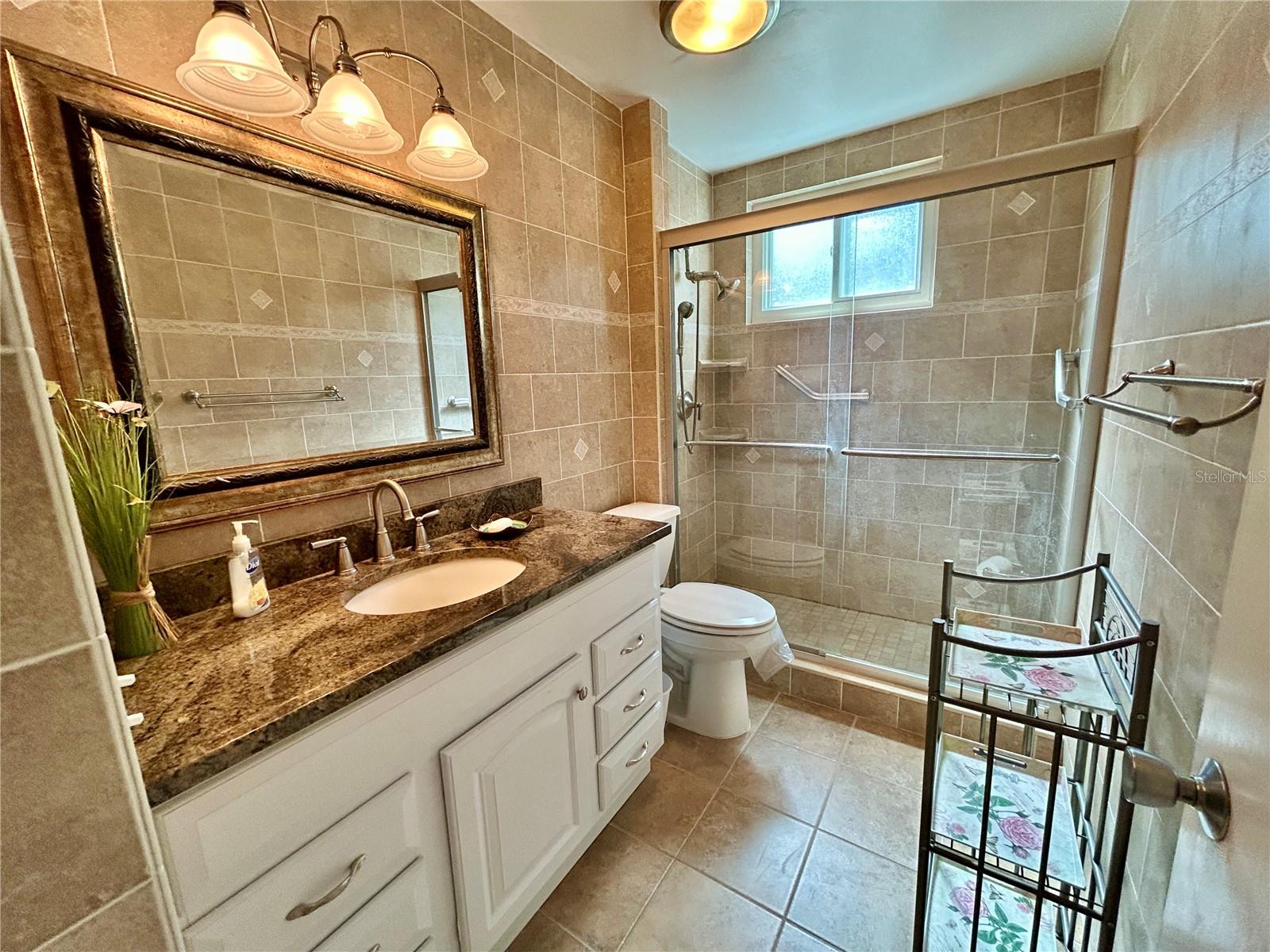 Image 23 of 54 For 2070 World Parkway Boulevard 36
