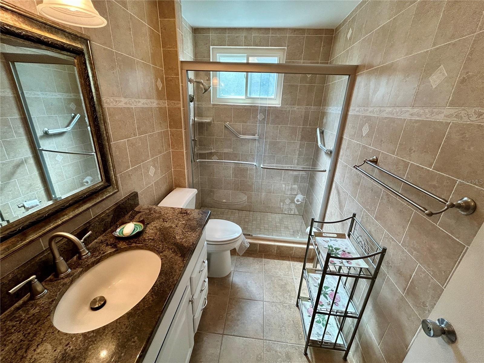 Image 24 of 54 For 2070 World Parkway Boulevard 36