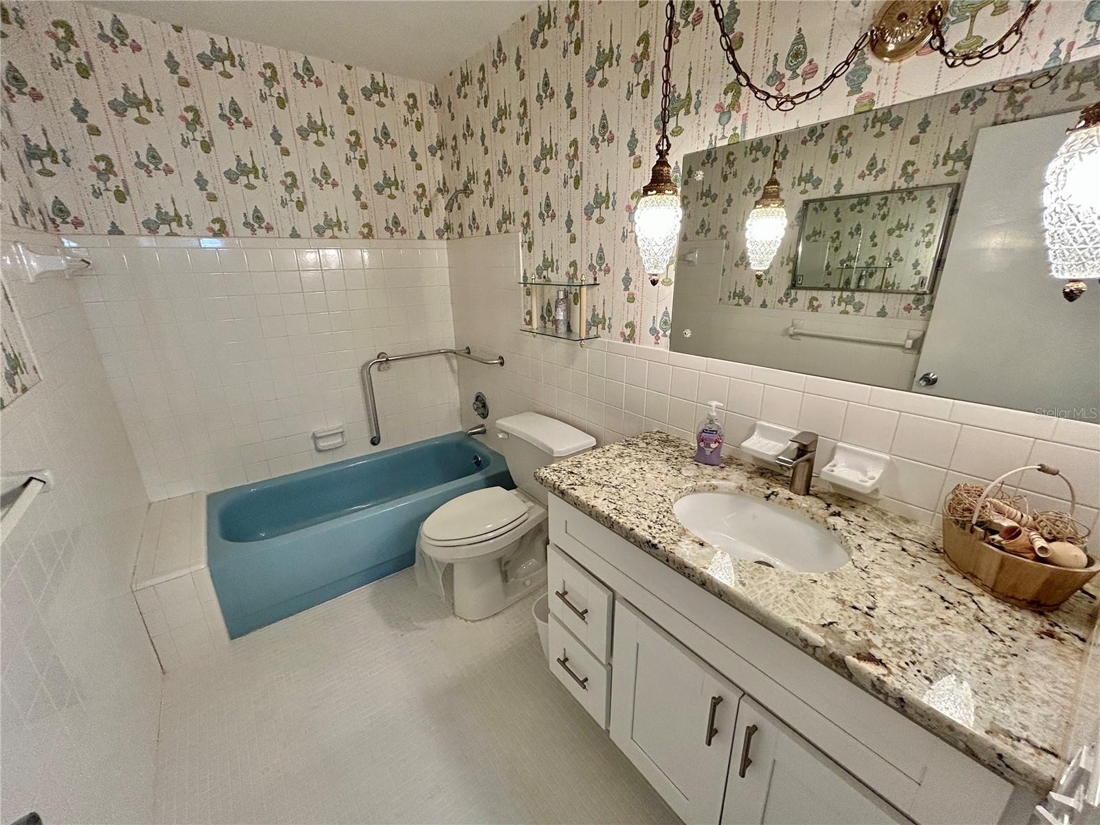 Image 31 of 54 For 2070 World Parkway Boulevard 36