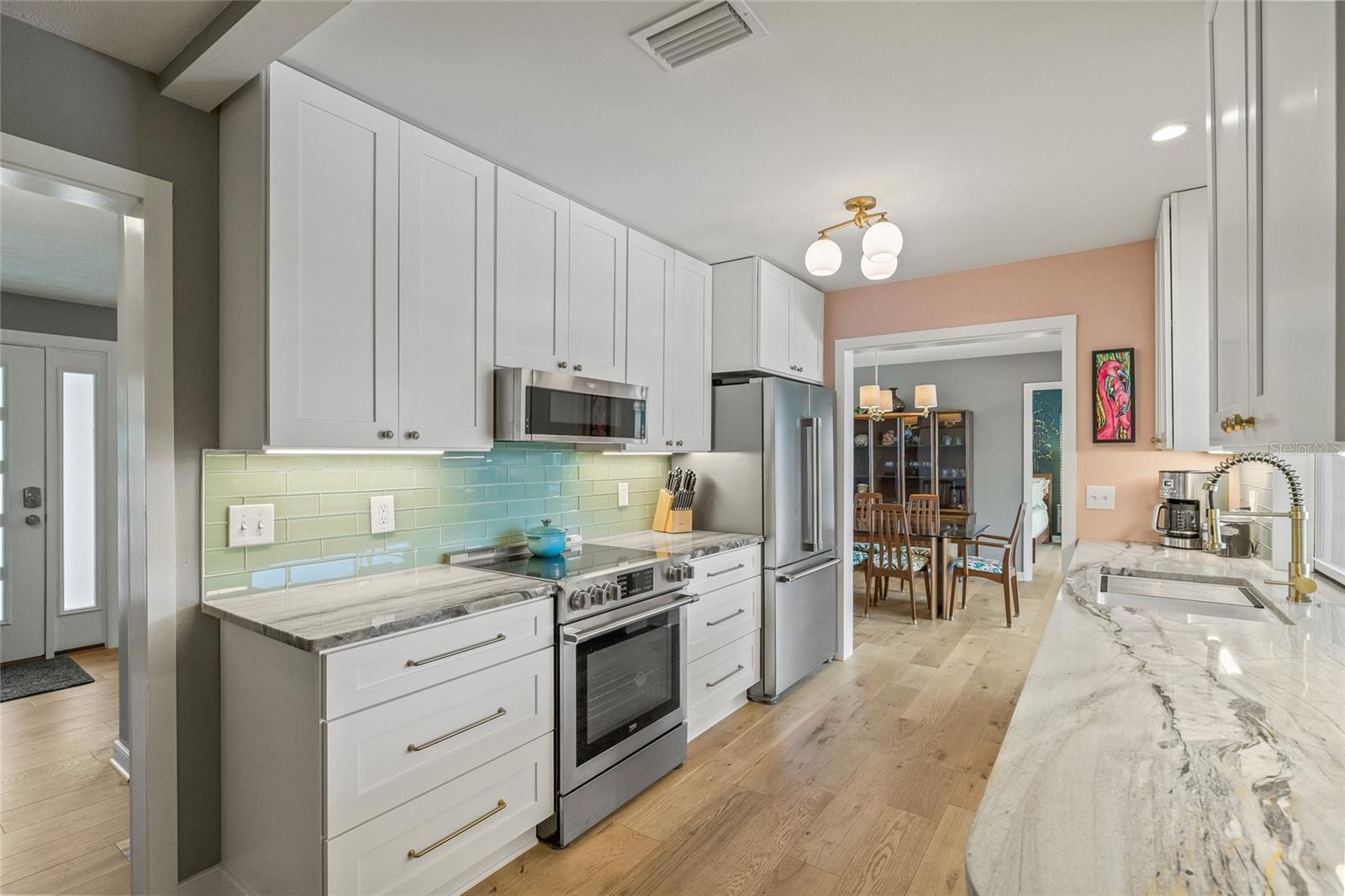 Image 12 of 39 For 2581 61st Avenue S