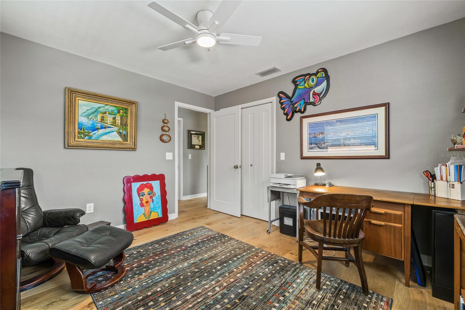 Image 22 of 39 For 2581 61st Avenue S