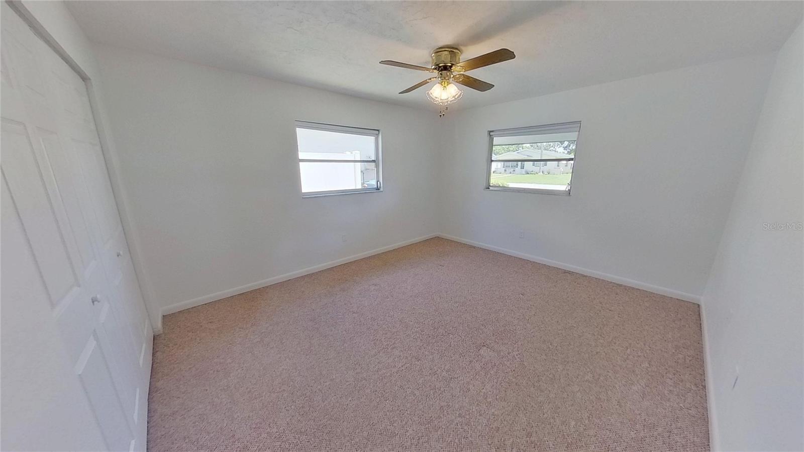 Image 26 of 33 For 5337 11th Avenue N