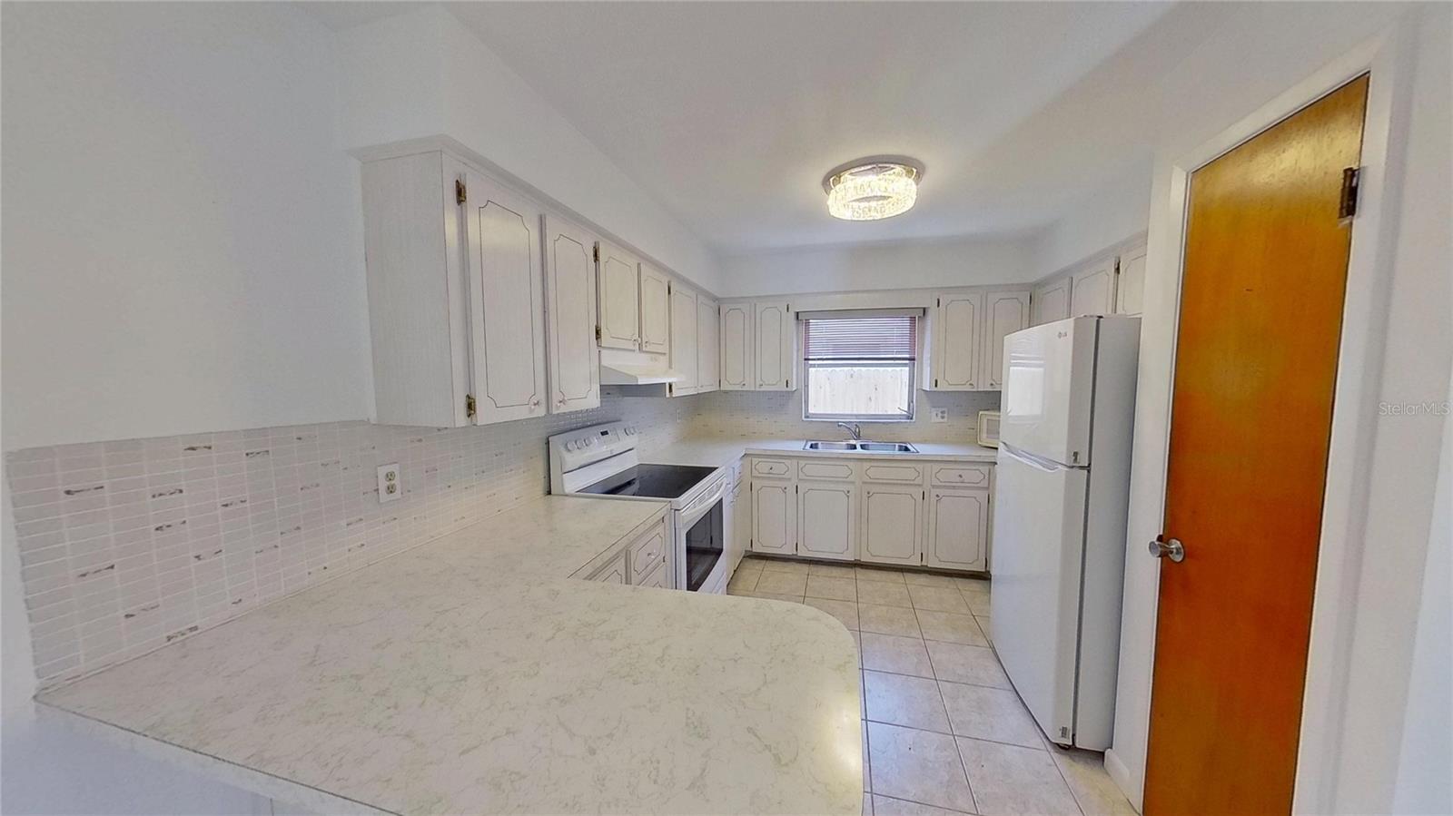 Image 5 of 33 For 5337 11th Avenue N
