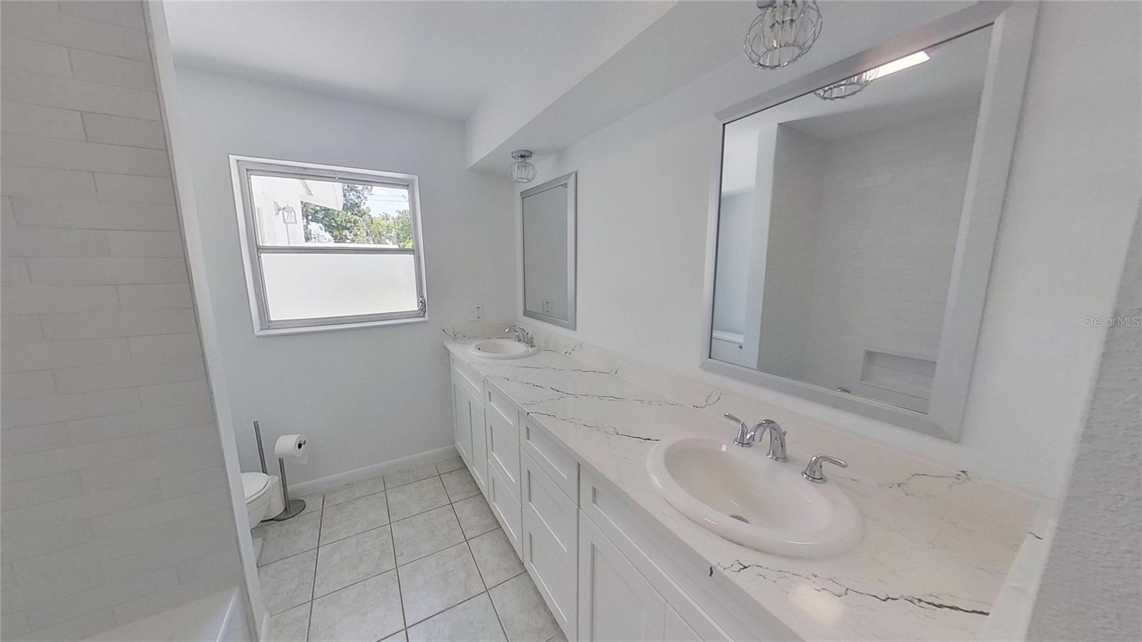 Image 6 of 33 For 5337 11th Avenue N