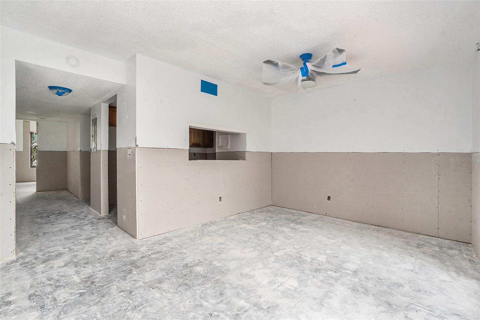 Image 10 of 31 For 326 Moorings Cove Drive 2b