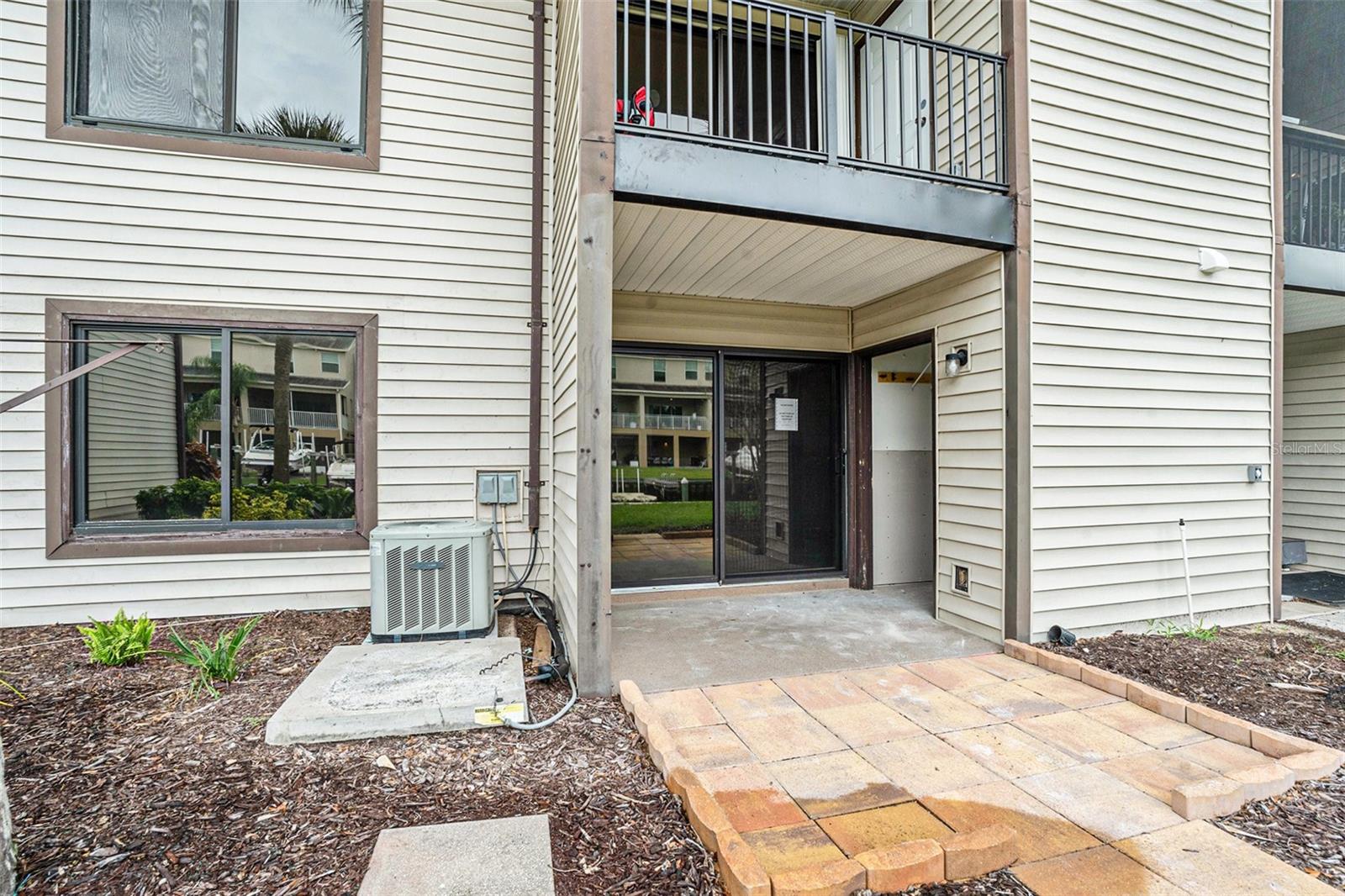 Image 28 of 31 For 326 Moorings Cove Drive 2b