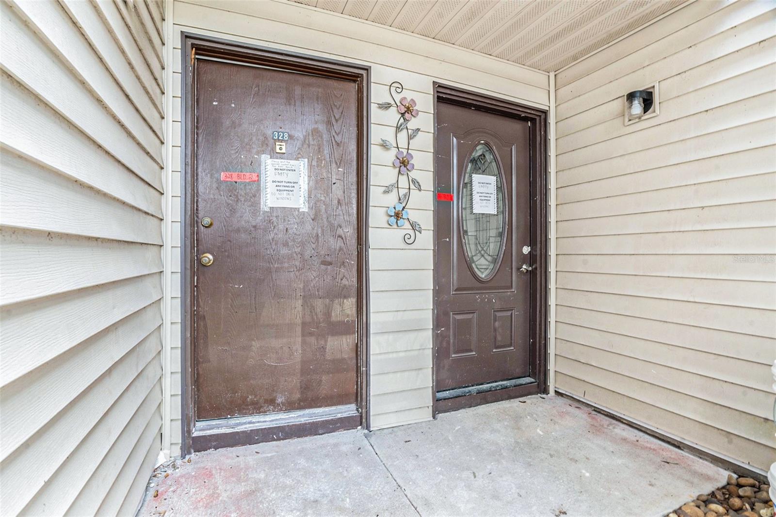 Image 4 of 31 For 326 Moorings Cove Drive 2b