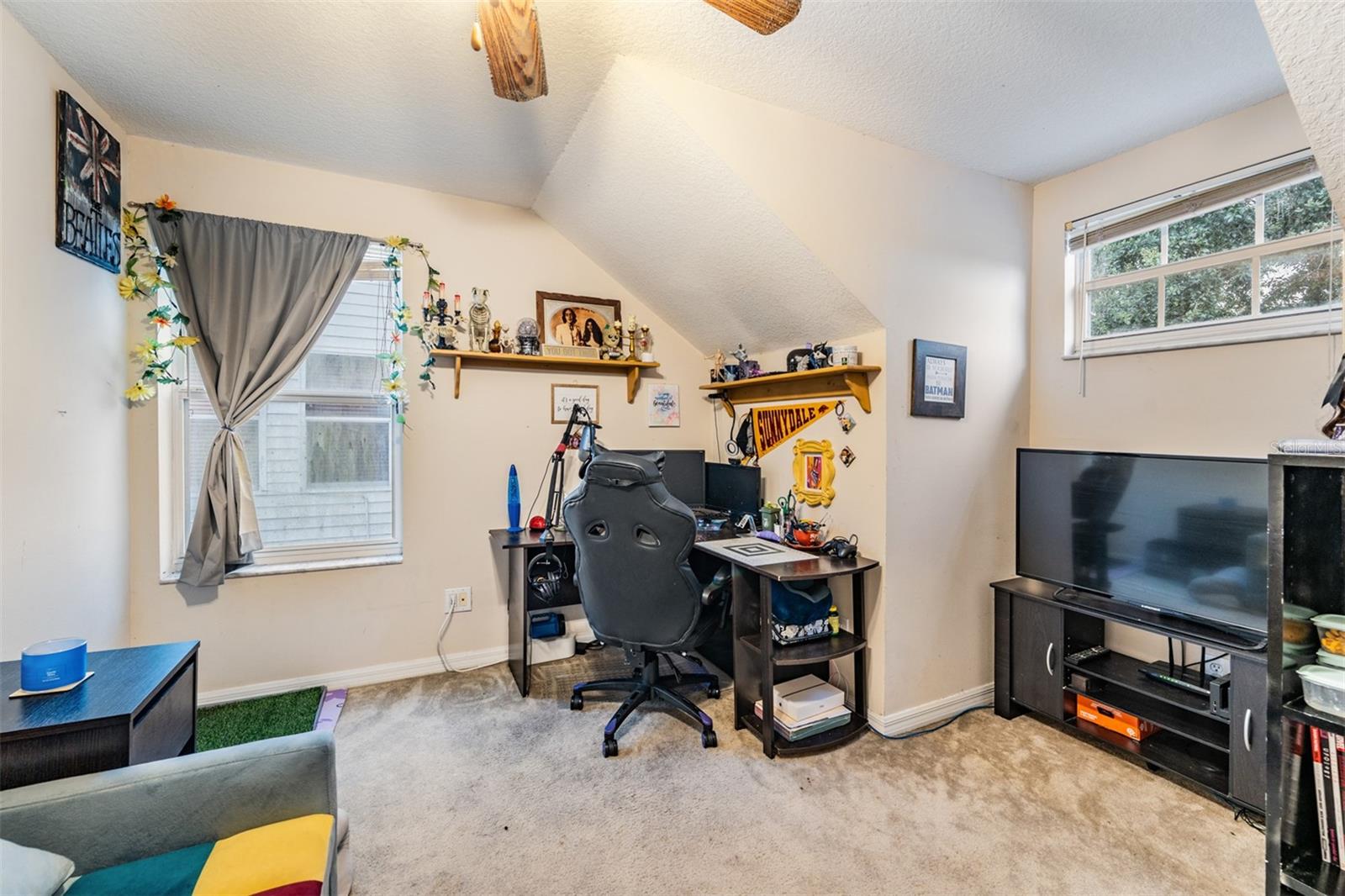 Image 20 of 32 For 8632 Hawbuck Street
