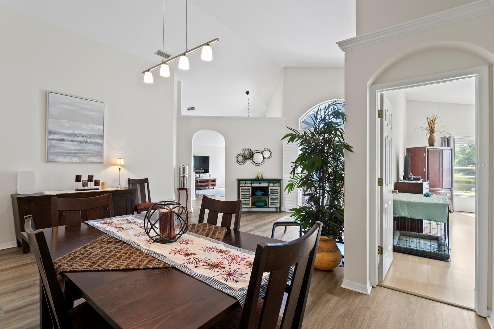 Image 10 of 79 For 10361 Lightner Bridge Drive