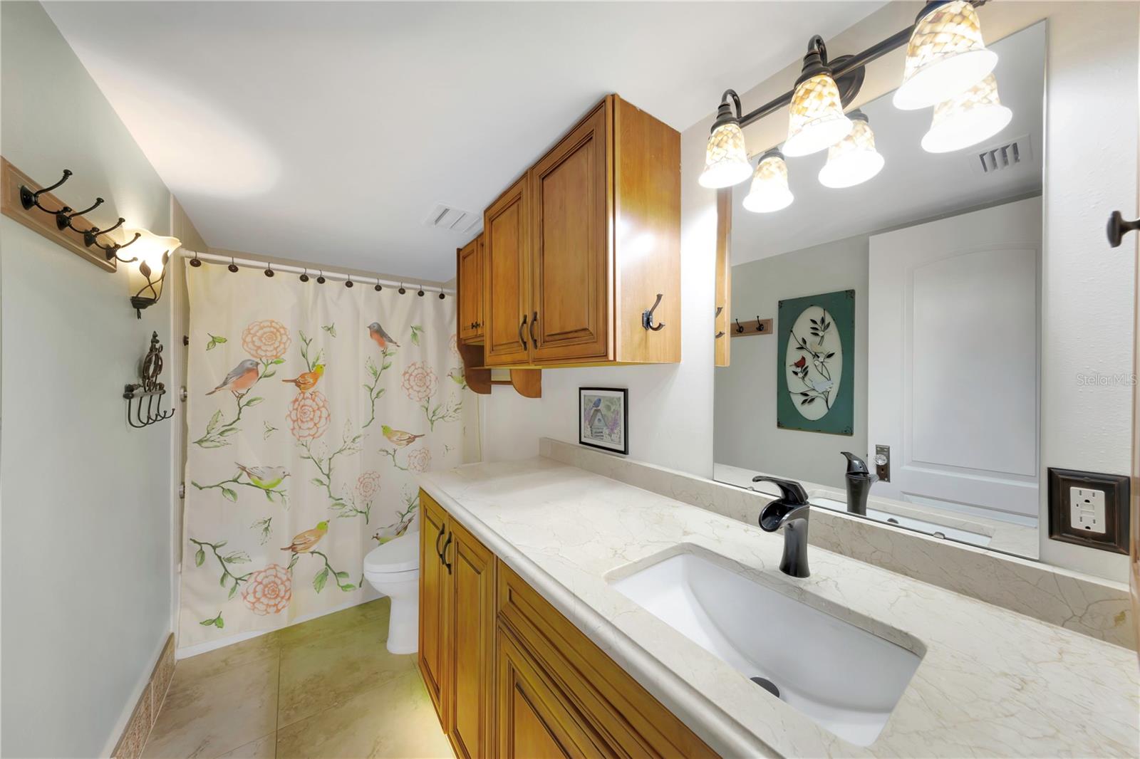 Image 19 of 23 For 3035 Countryside Boulevard 16b