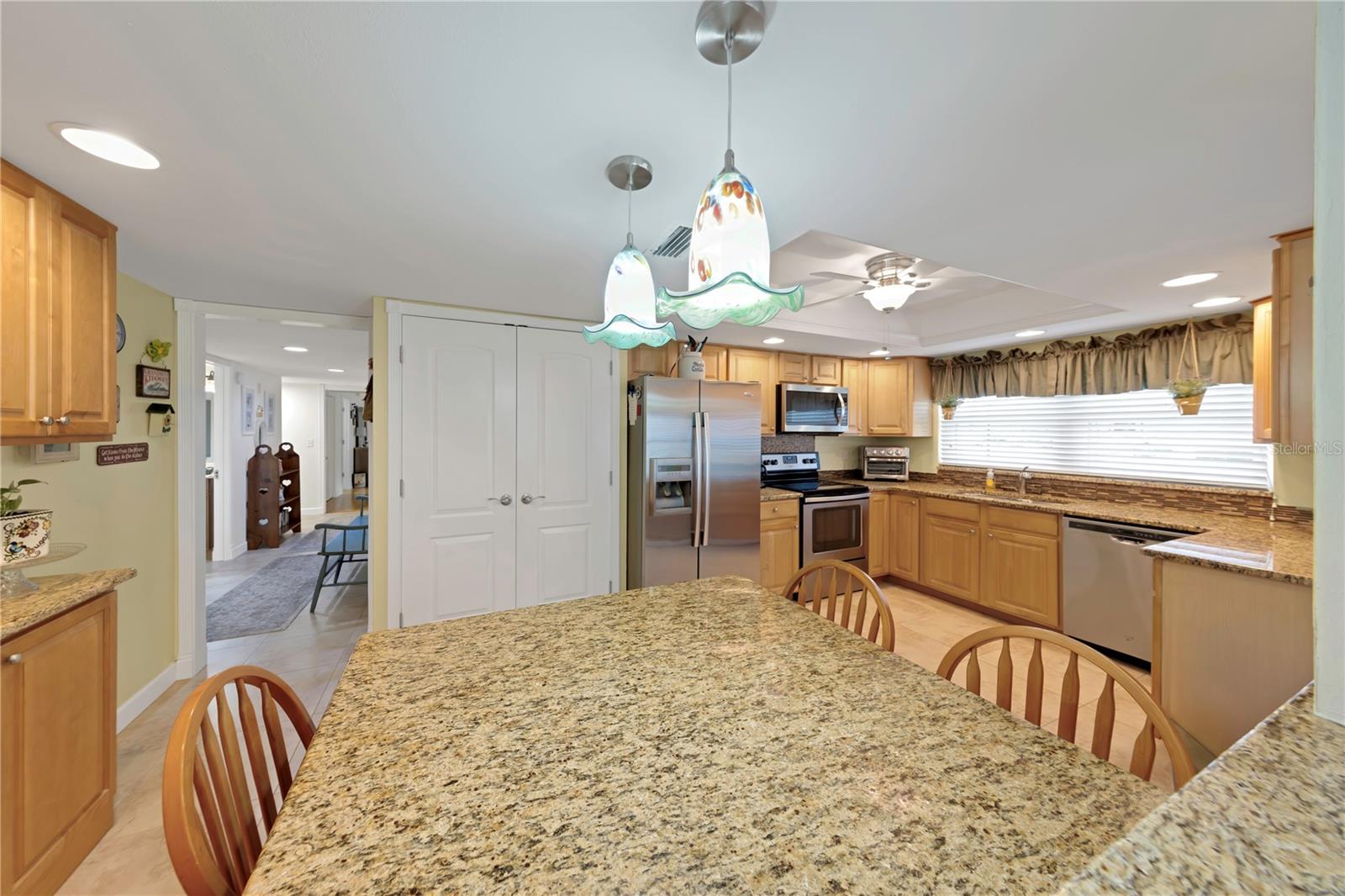 Image 9 of 23 For 3035 Countryside Boulevard 16b