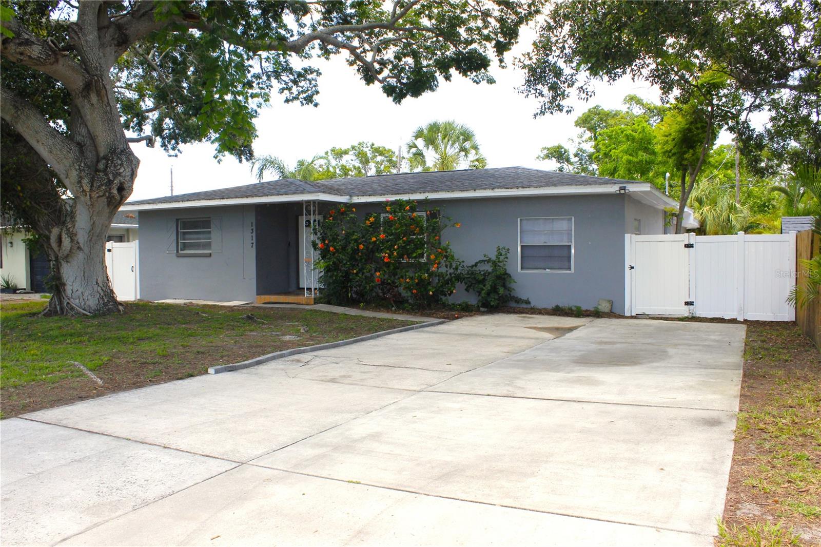 Details for 1317 Betty Lane, CLEARWATER, FL 33756