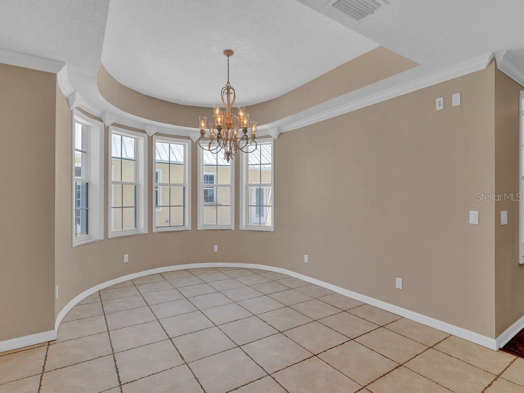 Image 11 of 40 For 6355 65th Street