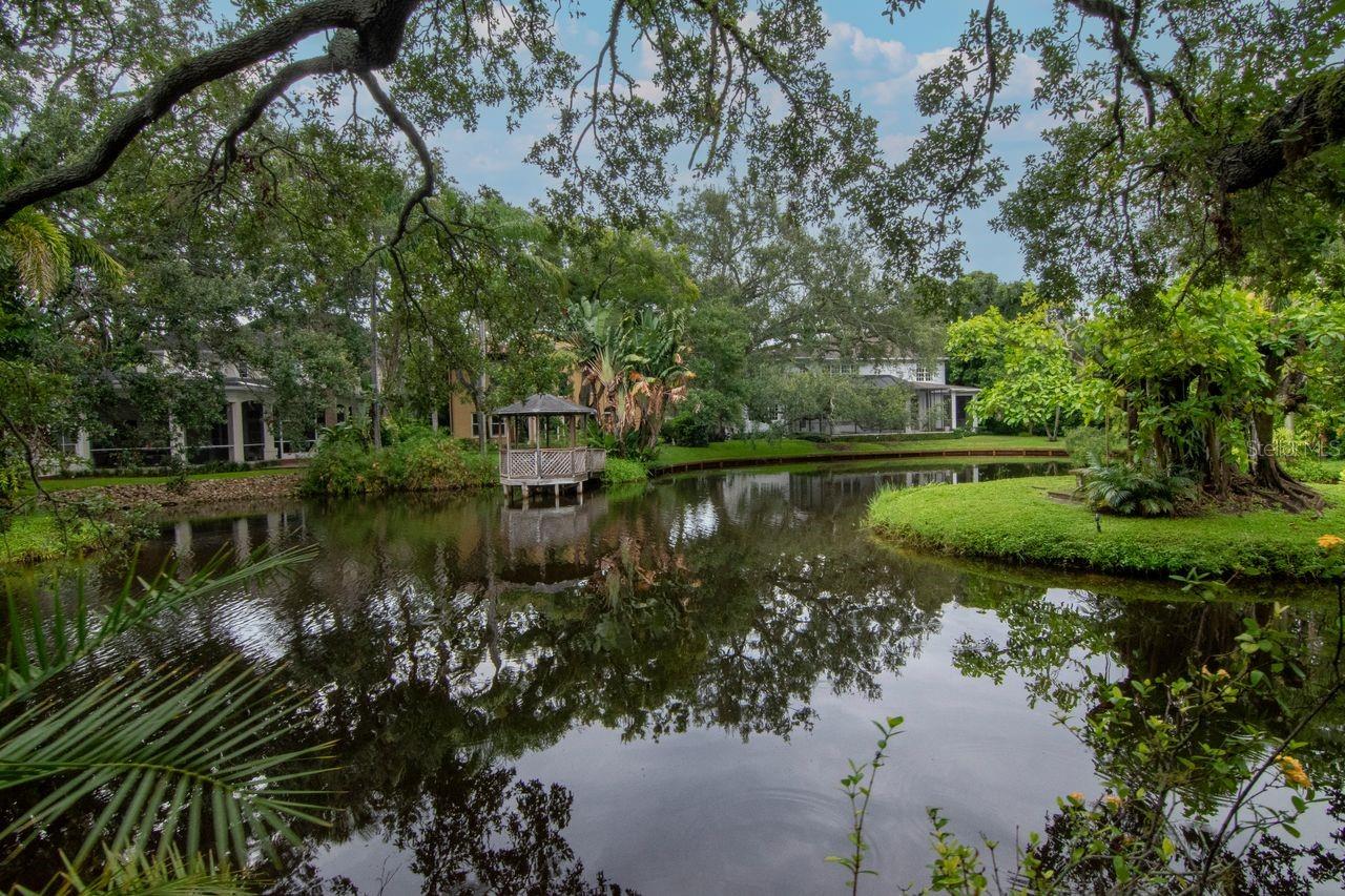 Image 39 of 44 For 2923 Gandy Boulevard 2923