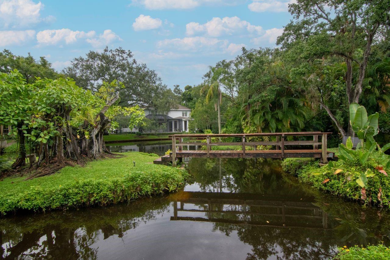 Image 41 of 44 For 2923 Gandy Boulevard 2923