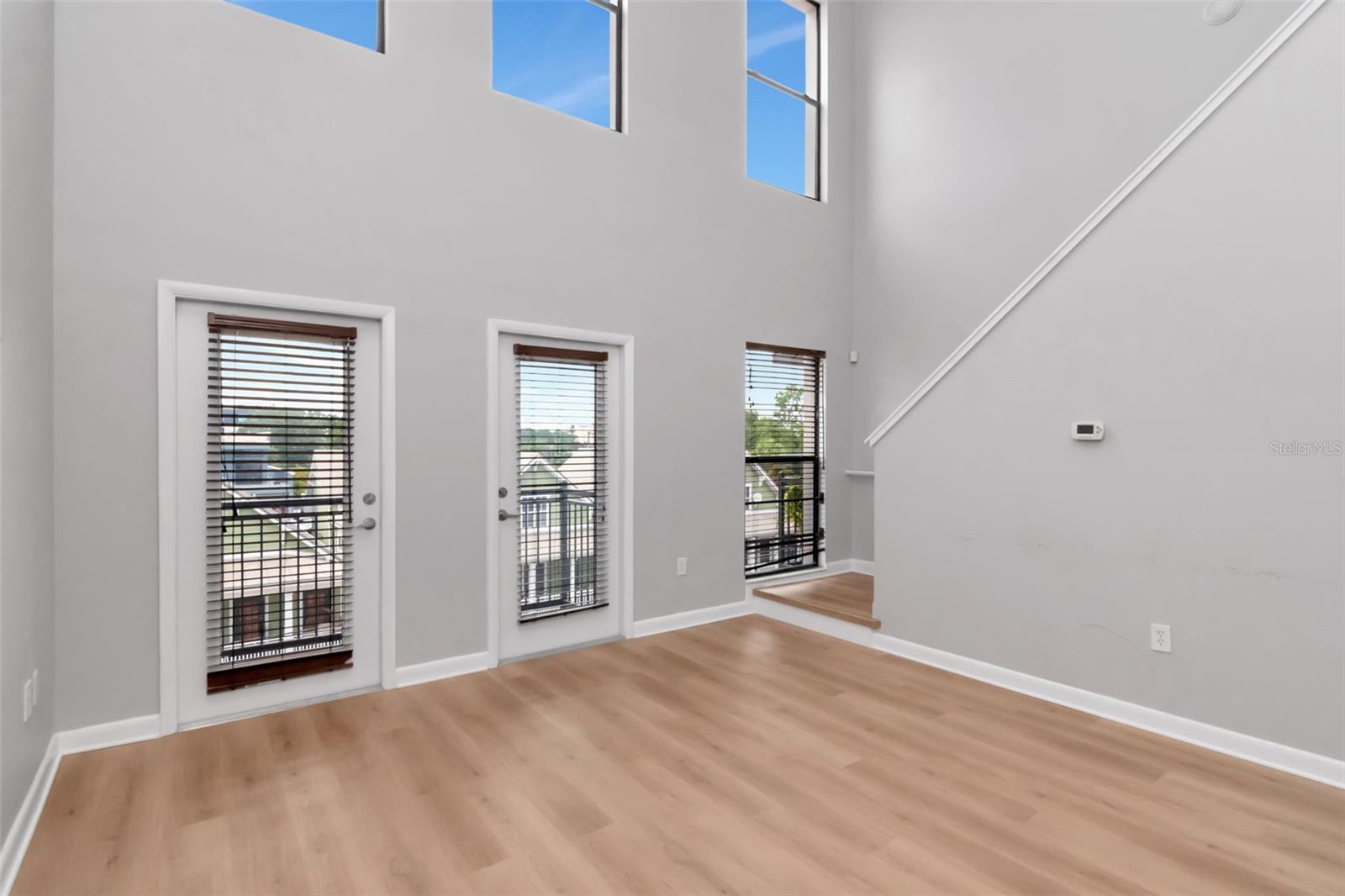 Image 8 of 32 For 1621 4th Avenue 202