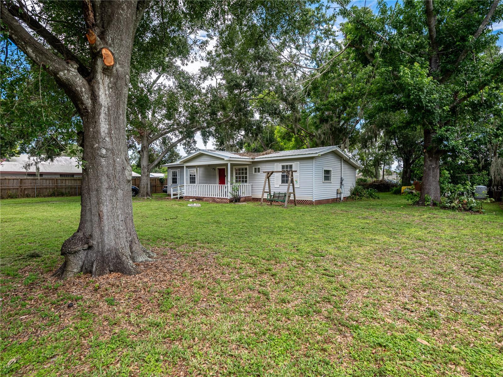Image 23 of 36 For 11704 Orange Grove Terrace