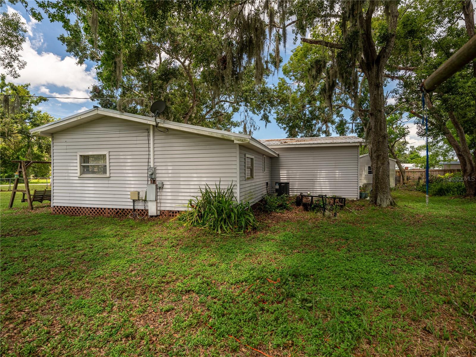 Image 24 of 36 For 11704 Orange Grove Terrace