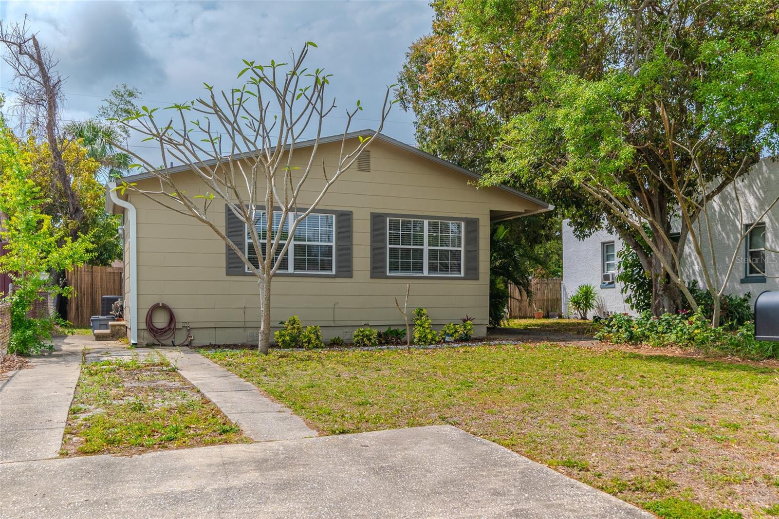 Details for 2460 16th Avenue N, ST PETERSBURG, FL 33713
