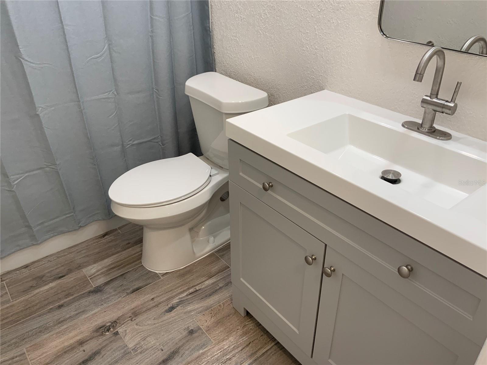 Image 16 of 24 For 14597 Vista Lane
