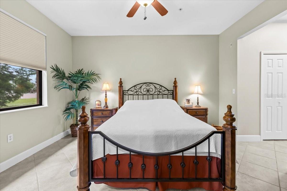 Image 11 of 35 For 4103 Via Piedra Circle 10-101