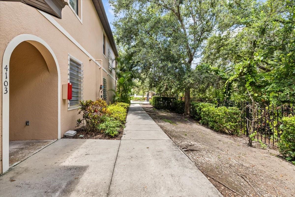 Image 4 of 35 For 4103 Via Piedra Circle 10-101
