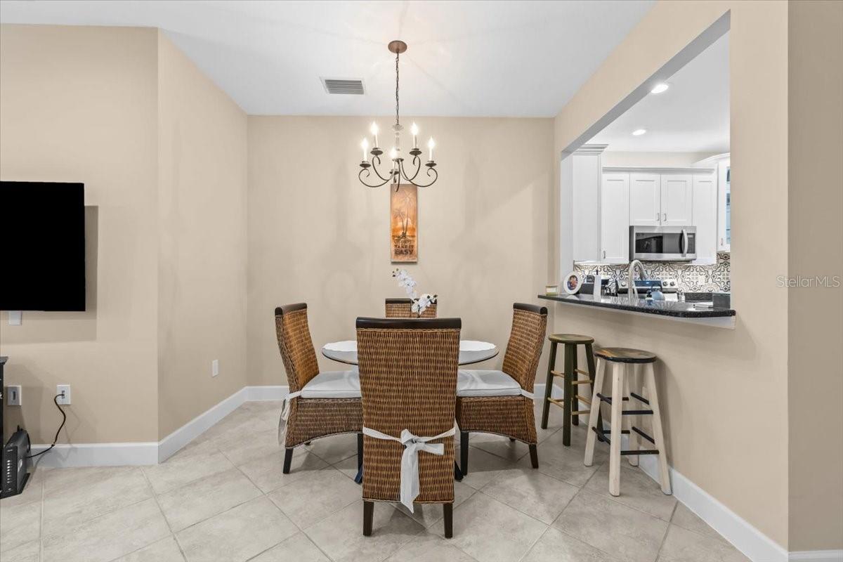 Image 6 of 35 For 4103 Via Piedra Circle 10-101
